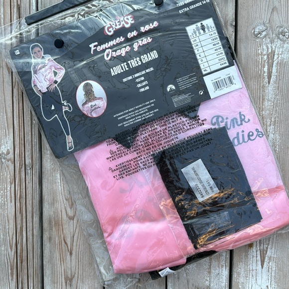 Grease Halloween Costume Pink Ladies NWT - Picture 4 of 5